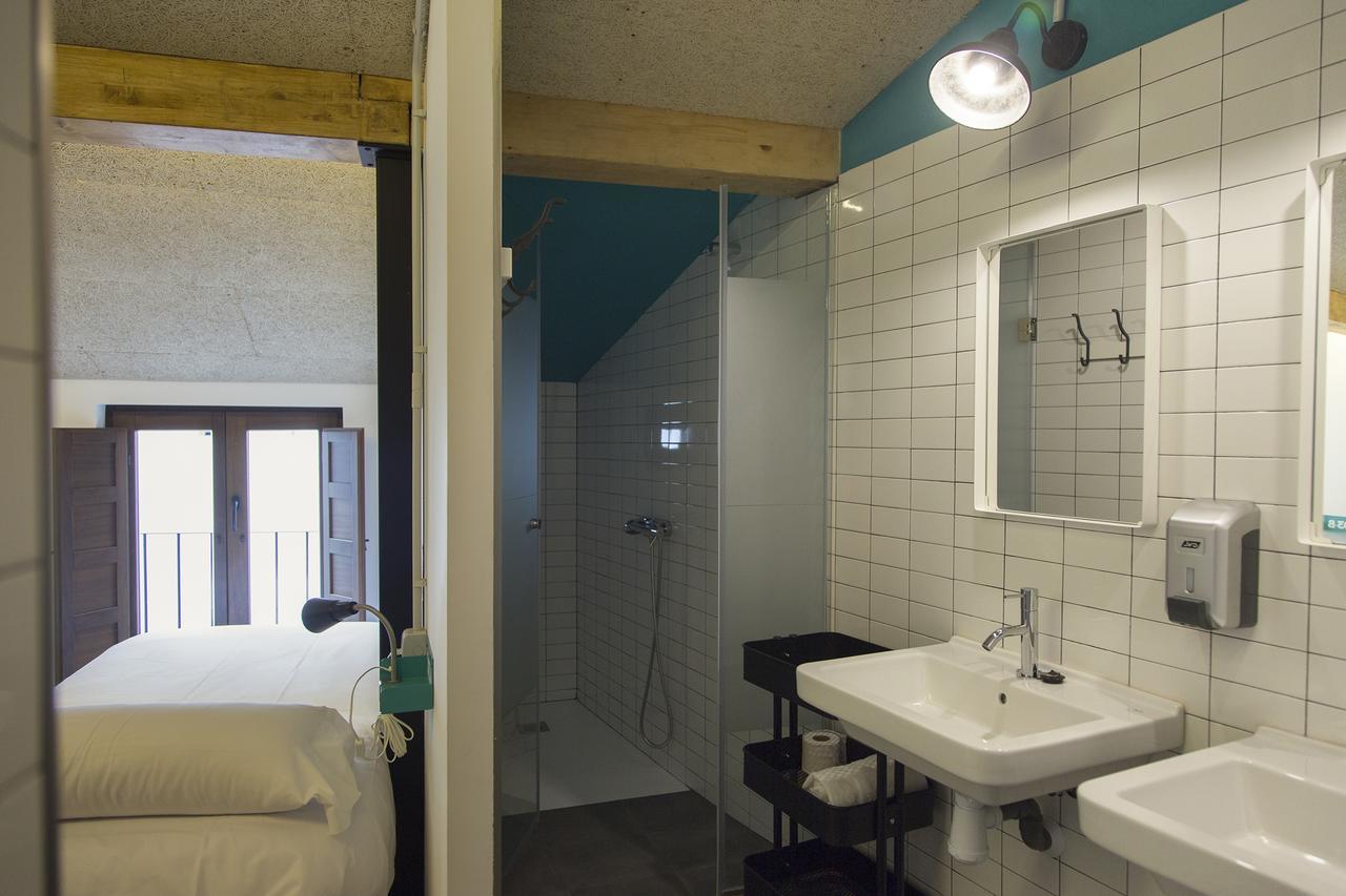 Green River Hostel Cuenca  Ngoại thất bức ảnh