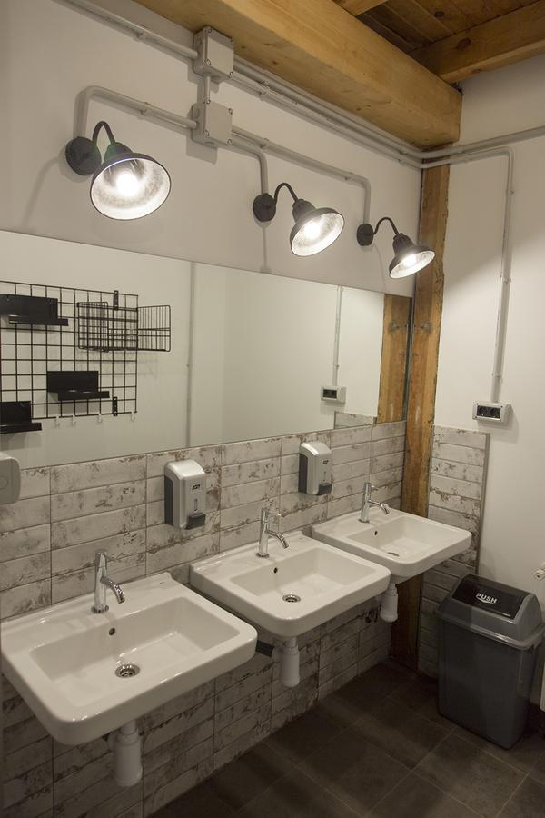 Green River Hostel Cuenca  Ngoại thất bức ảnh