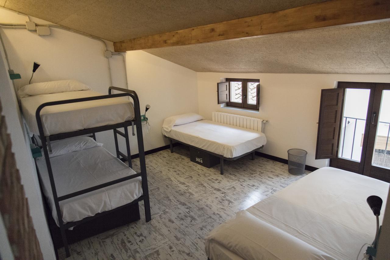 Green River Hostel Cuenca  Ngoại thất bức ảnh