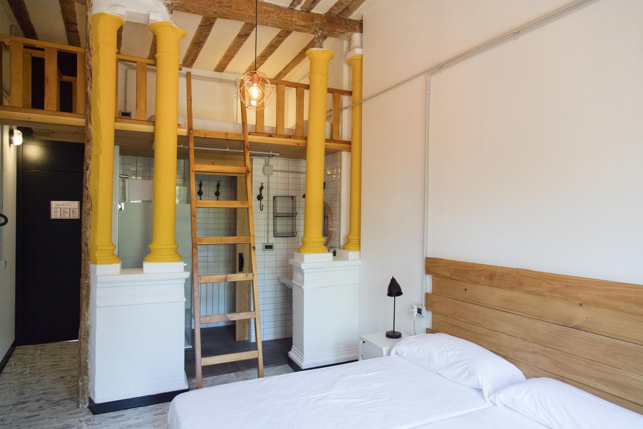Green River Hostel Cuenca  Ngoại thất bức ảnh